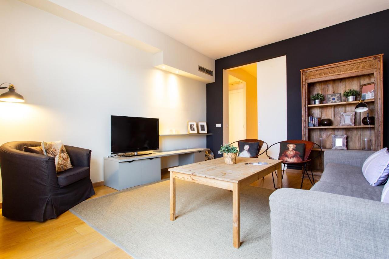Friendly Rentals Gran Via บาร์เซโลนา ภายนอก รูปภาพ