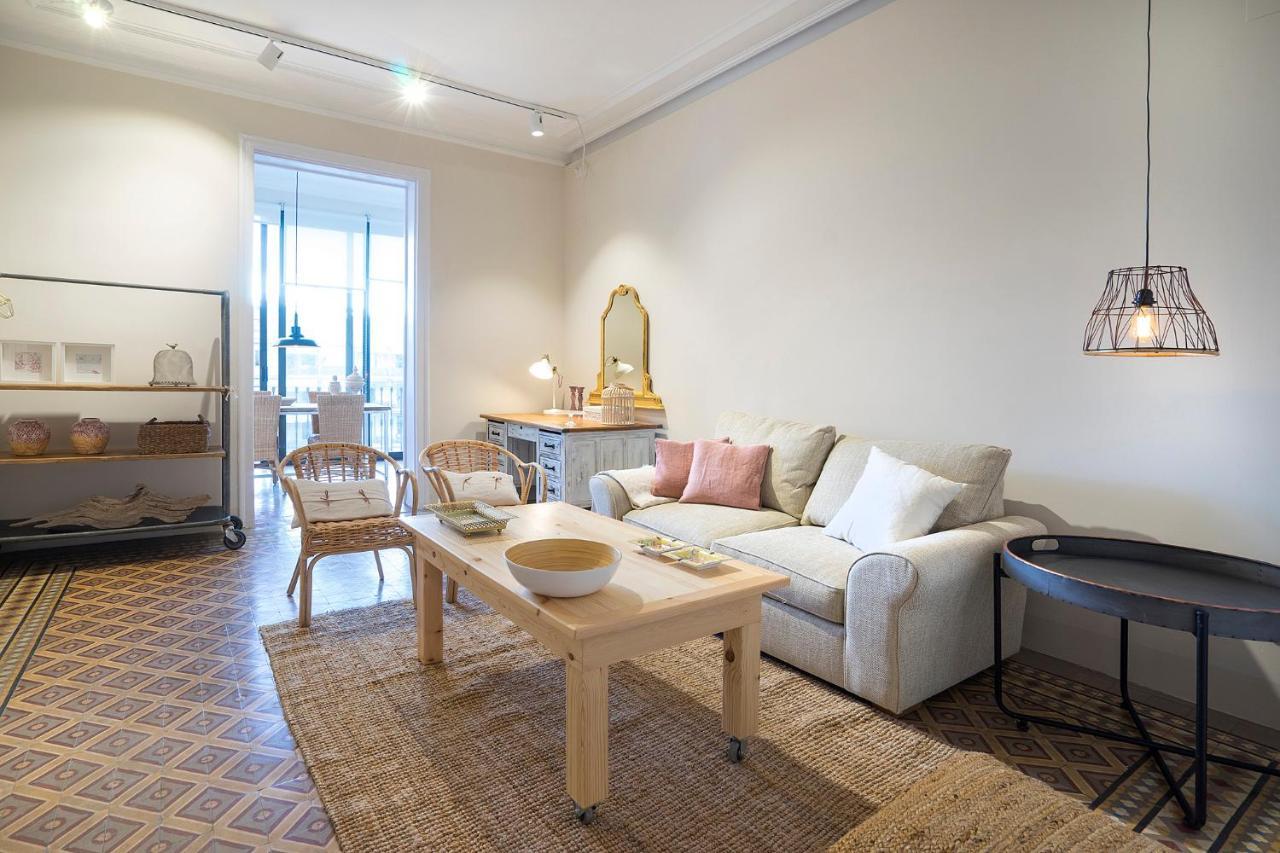 Friendly Rentals Gran Via บาร์เซโลนา ภายนอก รูปภาพ