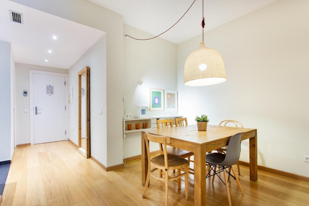 Friendly Rentals Gran Via บาร์เซโลนา ภายนอก รูปภาพ